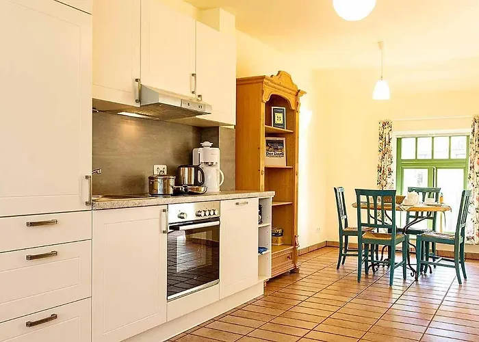 Semesterbostad Ferienhaussiedlung Strandperlen Kuestenhof 1b